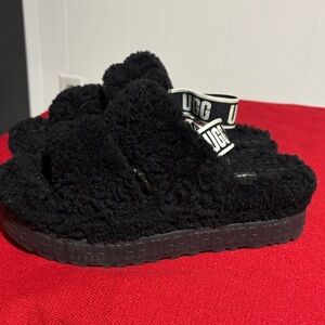 UGG Black Fuzzy Slides